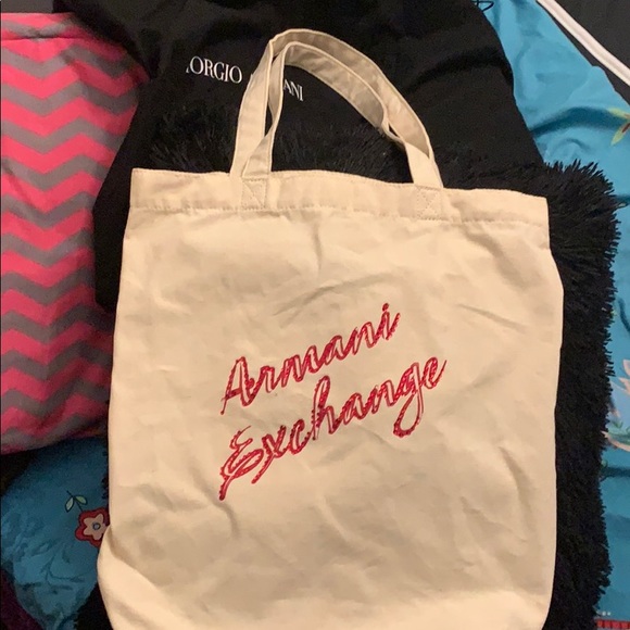 Not even used once, cloth material tote - Picture 2 of 5